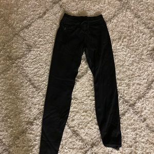 Lululemon engineered for warmth jogger